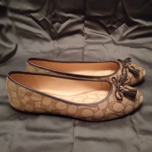 COACH x Bennie Signature Jacqueline Ballet Flat, Tan (10 M) - Picture 2 of 3
